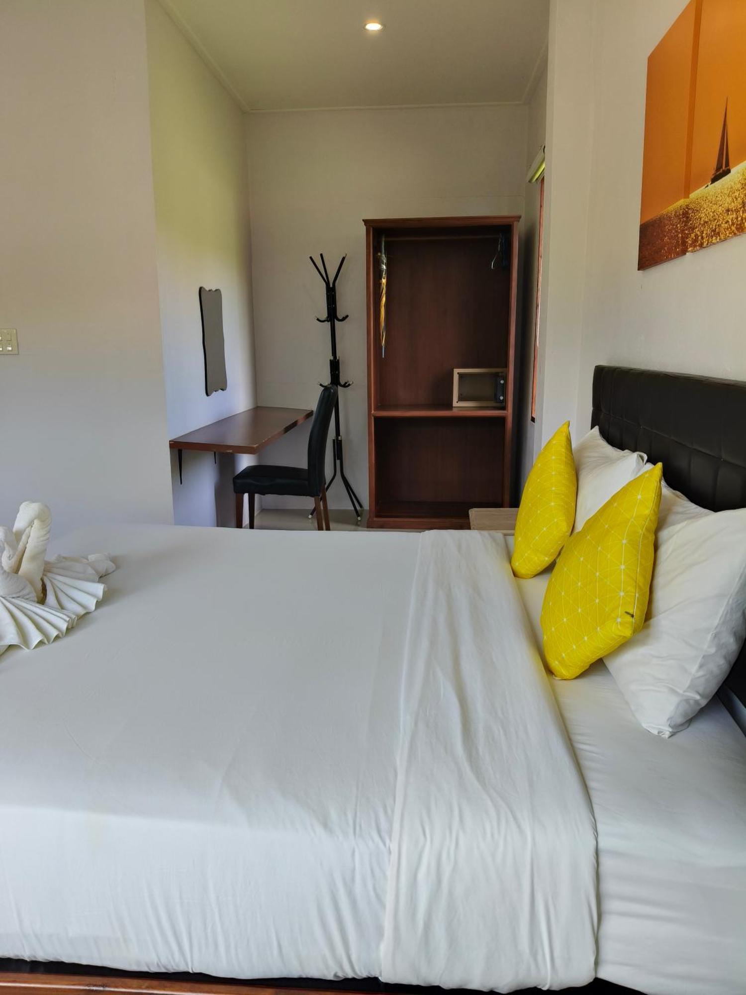 The Lodge At Koh Kood Ko Kut Экстерьер фото